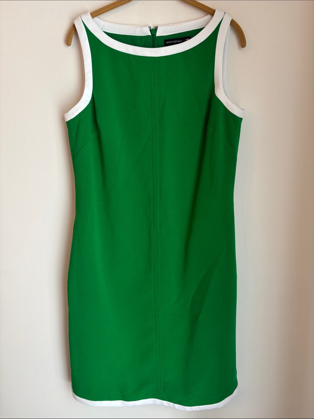 Banana Republic Mad Men Kelly Green shift dress white trim Womens 10 NWT Classic